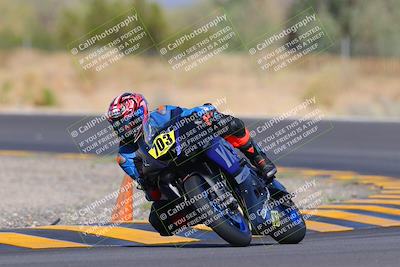 media/Oct-09-2022-SoCal Trackdays (Sun) [[95640aeeb6]]/Turn 3 (930am)/